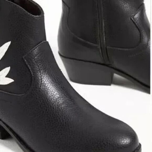 New Anthropologie x BC Cowpoke Footwear Vegan Western Ankle Boots Black US 7 - Picture 9 of 10
